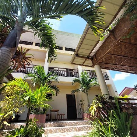 Tlshaw Homestay General Luna  Exterior photo